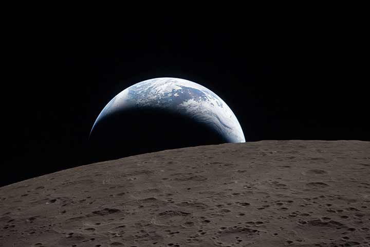 Earthset captured through the Orion spacecraft